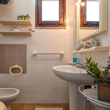 Sardinia Re - Casa Li Nassi アパート *